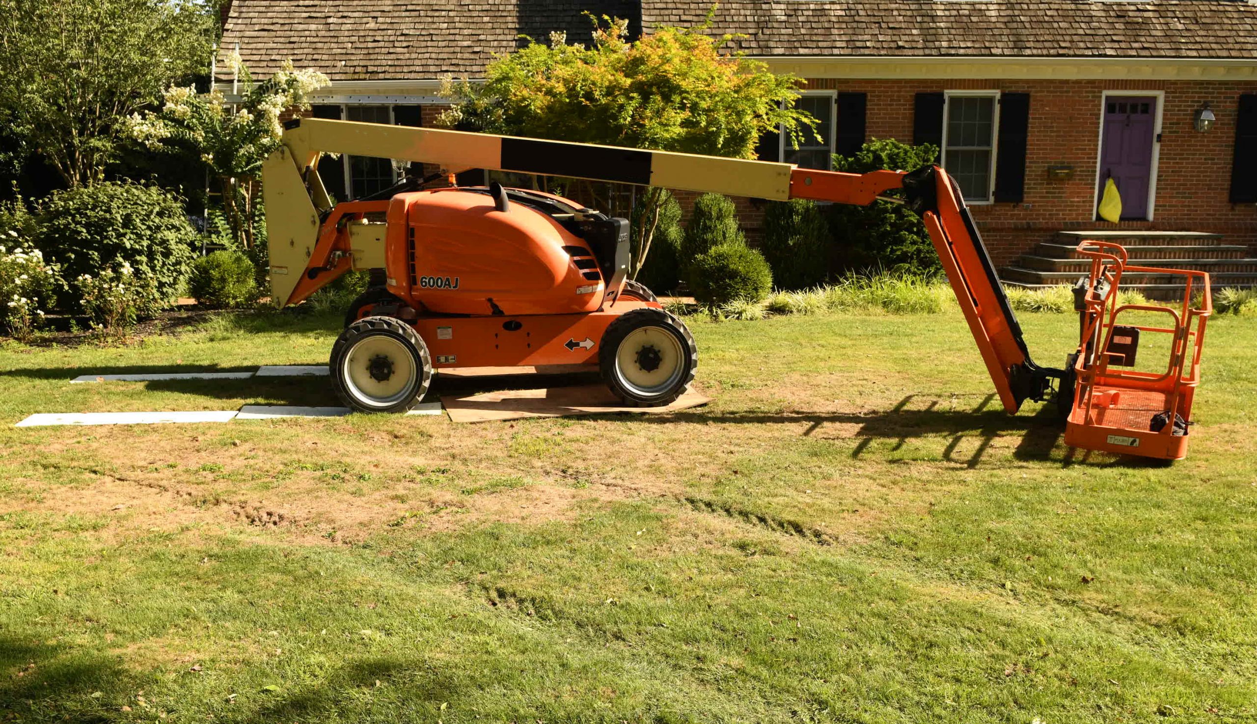 How to Fill in Ruts in Your Yard