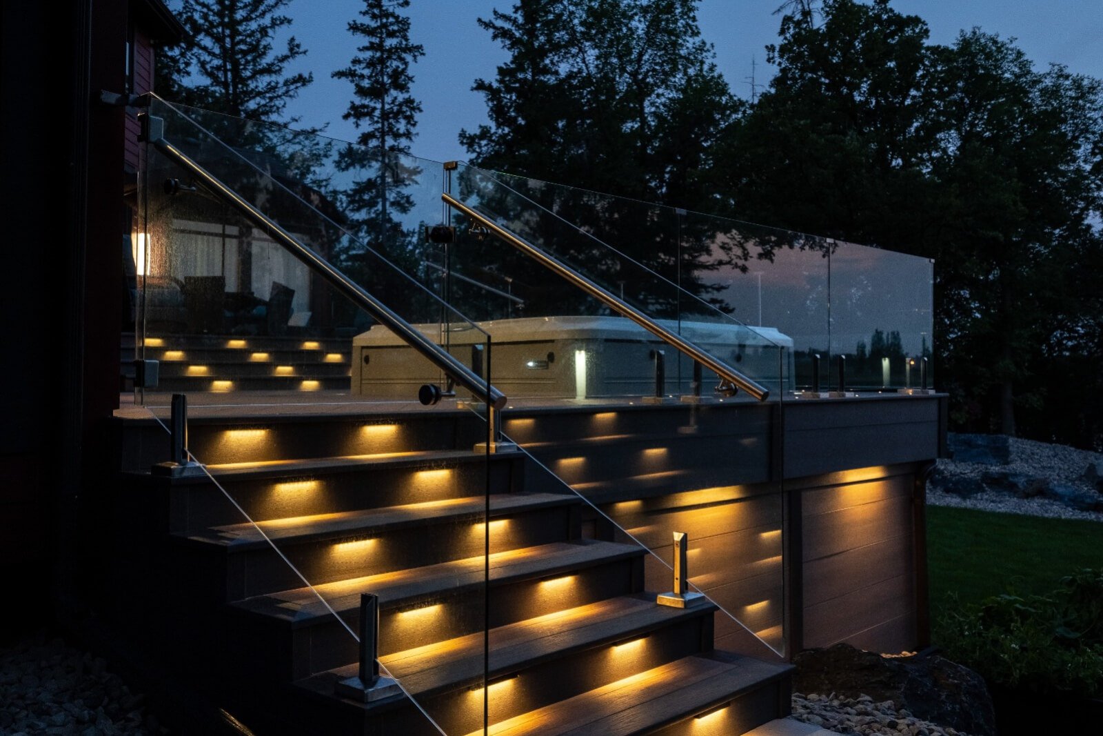 How to Illuminate Landscape Stairs