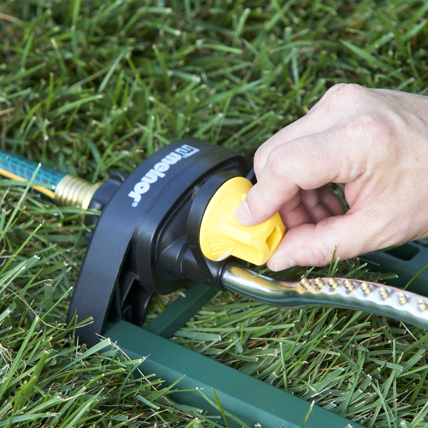 How to Adjust Melnor Oscillating Sprinkler