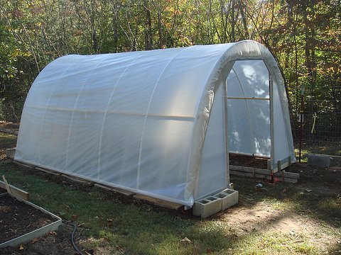 How to Make a Greenhouse With Plastic Sheeting