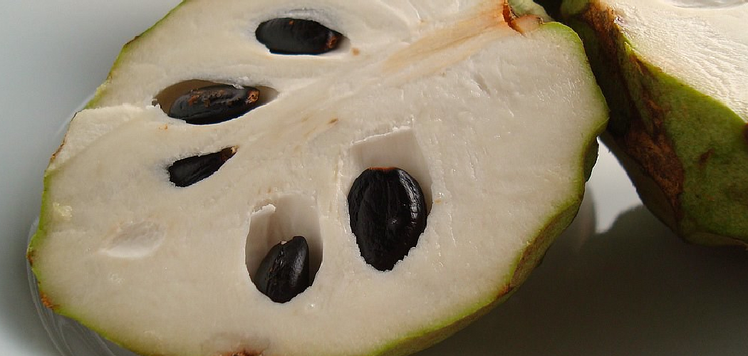 How to Cut Cherimoya